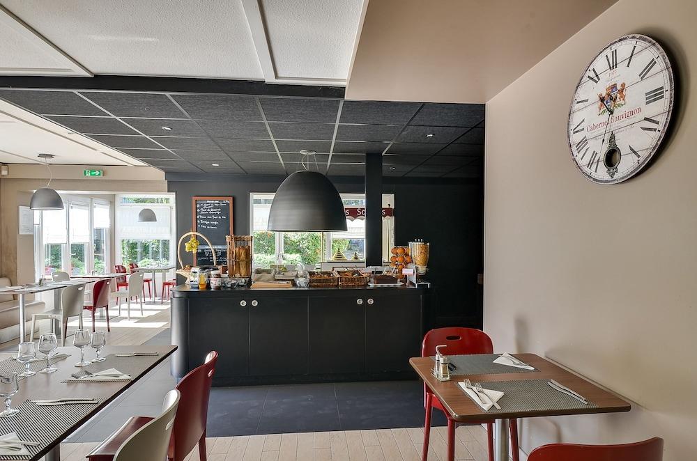 Brit Hotel Confort Nancy Lunéville Exterior photo