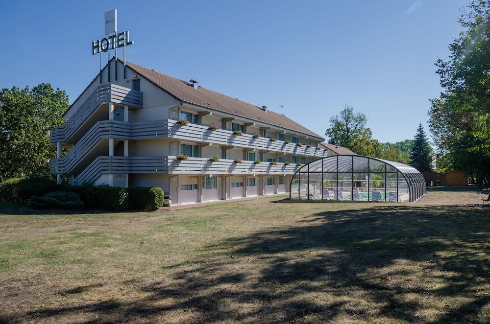 Brit Hotel Confort Nancy Lunéville Exterior photo
